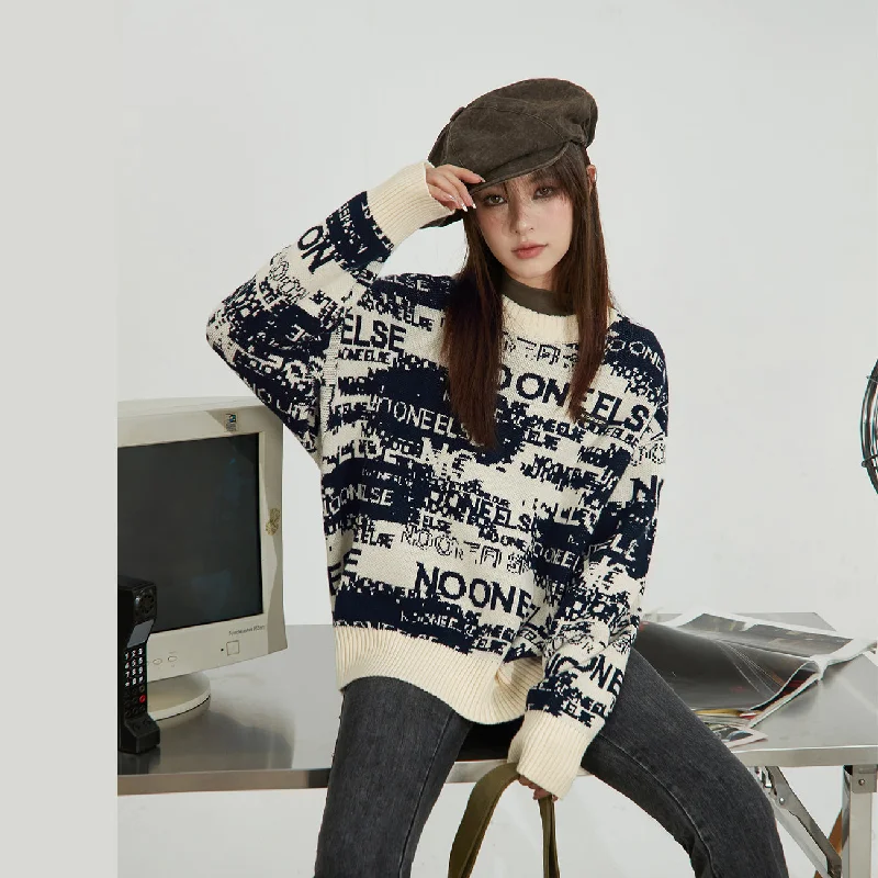 Noe Lettering Knit Sweater