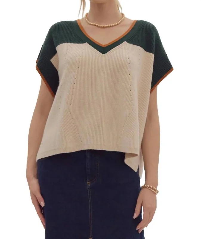 Color Block V-Neck Split Hem Sweater In Taupe/hunter Green