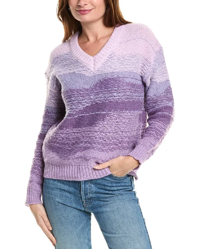 FATE V-Neck Sweater