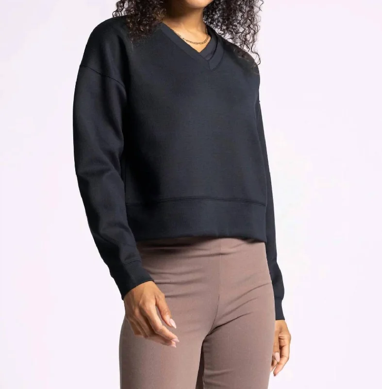 Martina V-Neck Pullover Sweater In Black Rib